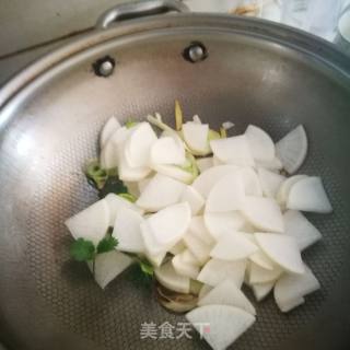 萝卜炖豆腐的做法步骤：3