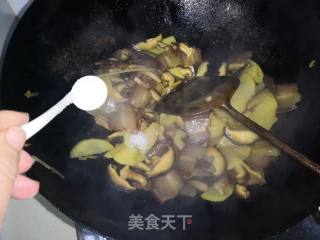 #腊味#腊肉香菇土豆片的做法步骤：13