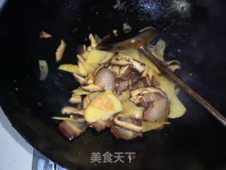 #腊味#腊肉香菇土豆片的做法步骤：14