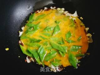 #团圆饭#鸡蛋滑炒荷兰豆的做法步骤：6