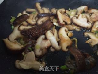 香菇烧豆腐的做法步骤：7