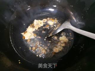 红烧鳊鱼的做法步骤：2