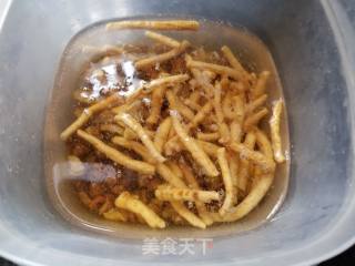 清热降脂--田七花旗参鸡汤的做法步骤：1