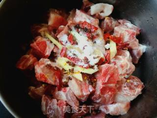 #团圆饭##家乡美食#椒盐排骨的做法步骤：2