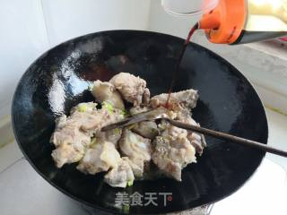 排骨炖玉米豆角的做法步骤：6