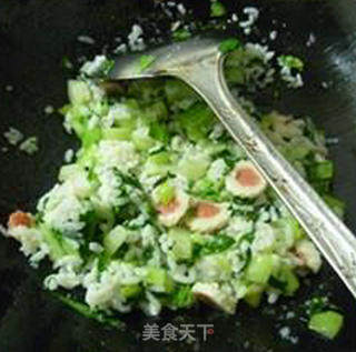 淡贝丸青菜炒饭的做法步骤：11