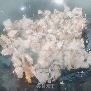 芹菜梗炒牛肉的做法步骤：13