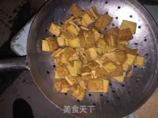 娅娅  蚝孜豆干的做法步骤：5