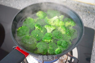 蜜汁鸡胸肉------减肥必备的做法步骤：8