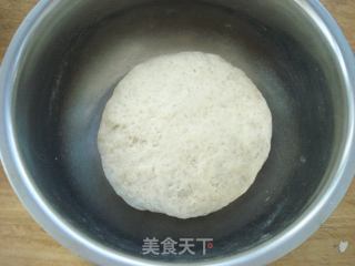 芝麻酱烧饼的做法步骤：2