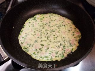 韭菜火腿鸡蛋饼的做法步骤：6