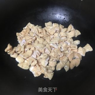 肥肠豆腐的做法步骤：5