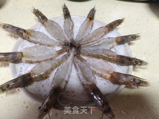 蒜蓉开背虾的做法步骤：4