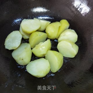 葱香薯仔的做法步骤：5