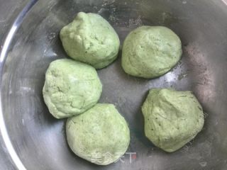 菜汁版青团的做法步骤：5