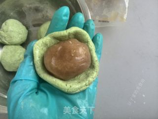 菜汁版青团的做法步骤：7