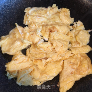 鸡蛋炒菠菜的做法步骤：6