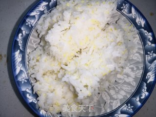 包菜木耳火腿炒饭的做法步骤：1