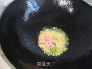 包菜木耳火腿炒饭的做法步骤：6