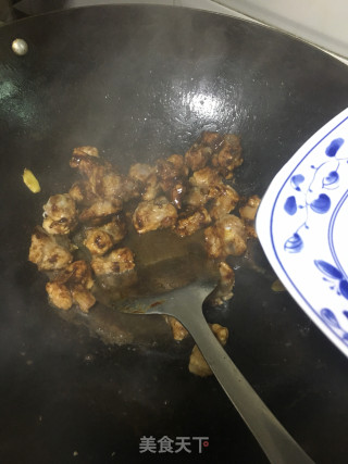 土豆焖排骨的做法步骤：7