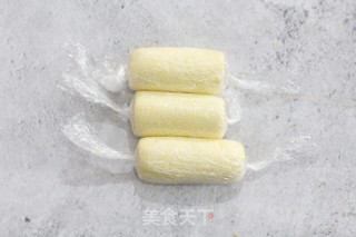 小黄人香蕉蛋糕卷的做法步骤：16