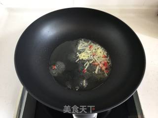 蒜薹炒肉的做法步骤：5