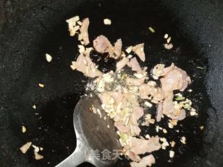 清香茄子豆角炒肉的做法步骤：3