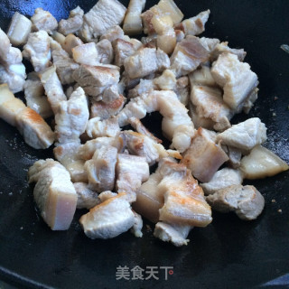 家常红烧肉的做法步骤：4