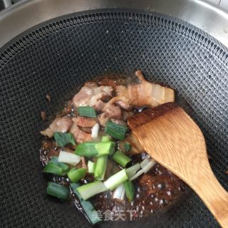 花肉手撕包菜的做法步骤：11