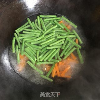 胡萝卜豆角炒肉丝的做法步骤：5