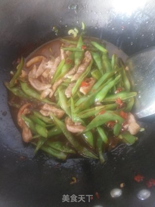 鱼香味扁豆炒肉丝的做法步骤：16