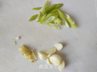 木耳炒肉片的做法步骤：4