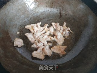 木耳炒肉片的做法步骤：6