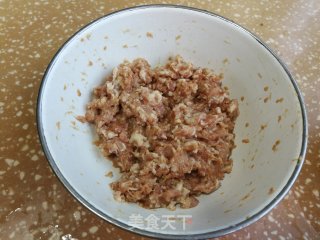 肉末豇豆煎饺的做法步骤：1