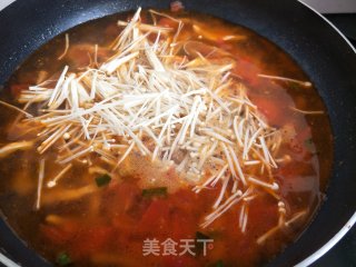 “酸甜美食”酸辣肉丝汤的做法步骤：7