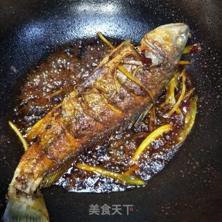 红烧白花鱼的做法步骤：8