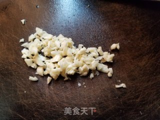 上汤大豆苗的做法步骤：2