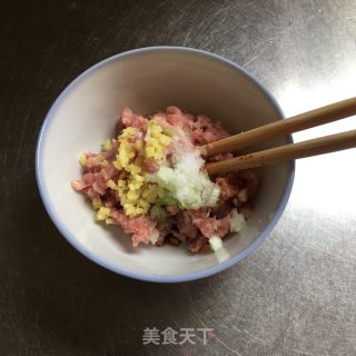 清蒸肉末鲫鱼的做法步骤：2