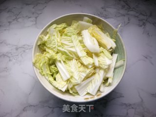 小米椒炒娃娃菜的做法步骤：1