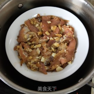 筋肉片蒸金针菜的做法步骤：3