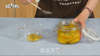 柠檬百香果蜜茶的做法步骤：6