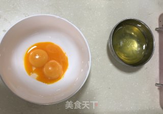 可可草莓双色冰淇淋的做法步骤：1