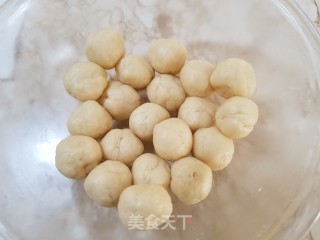 单黄酥皮月饼的做法步骤：7