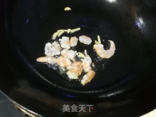 虾仁油条炒饭的做法步骤：3