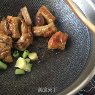 “米饭”排骨芋头焖饭的做法步骤：20