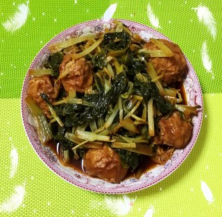 油面筋塞肉烧青菜的做法步骤：11