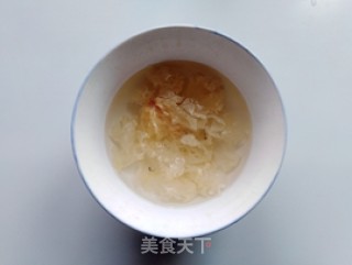 银耳薏仁山芋汤的做法步骤：2