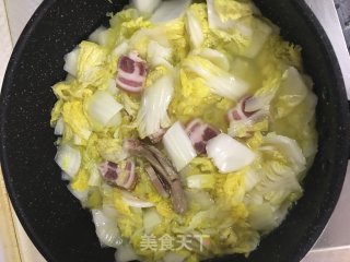 咸肉魔芋娃娃菜汤的做法步骤：4