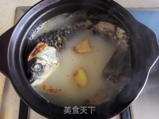 鲫鱼萝卜汤的做法步骤：6