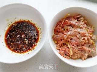 胡萝卜炒牛肉的做法步骤：3